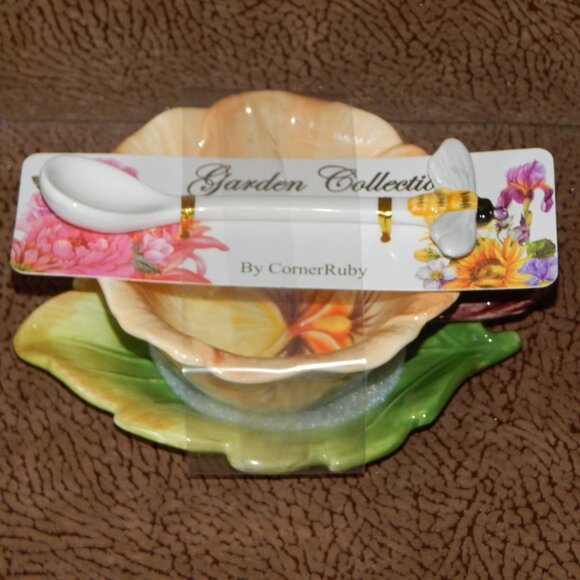 Corner Ruby Garden Collection Gold Sand Flower Teacup Leaf Saucer & Spoon New - Picture 3 of 12